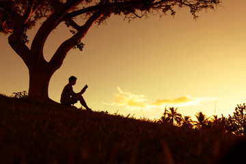 开挂辅助工具“微乐云南麻将万能开挂器”附开挂脚本详细步骤